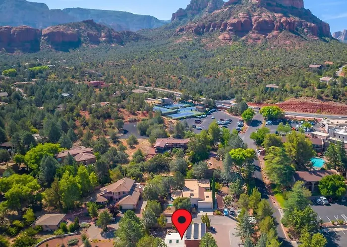 Close To Trails With Hot Tub Putting Fire Pit Holiday home Sedona